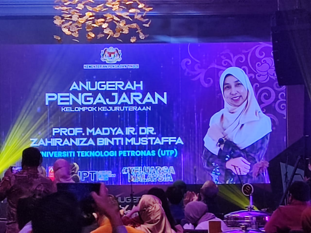 UTP Dr Zahiraniza AAN 2022 2.jpeg