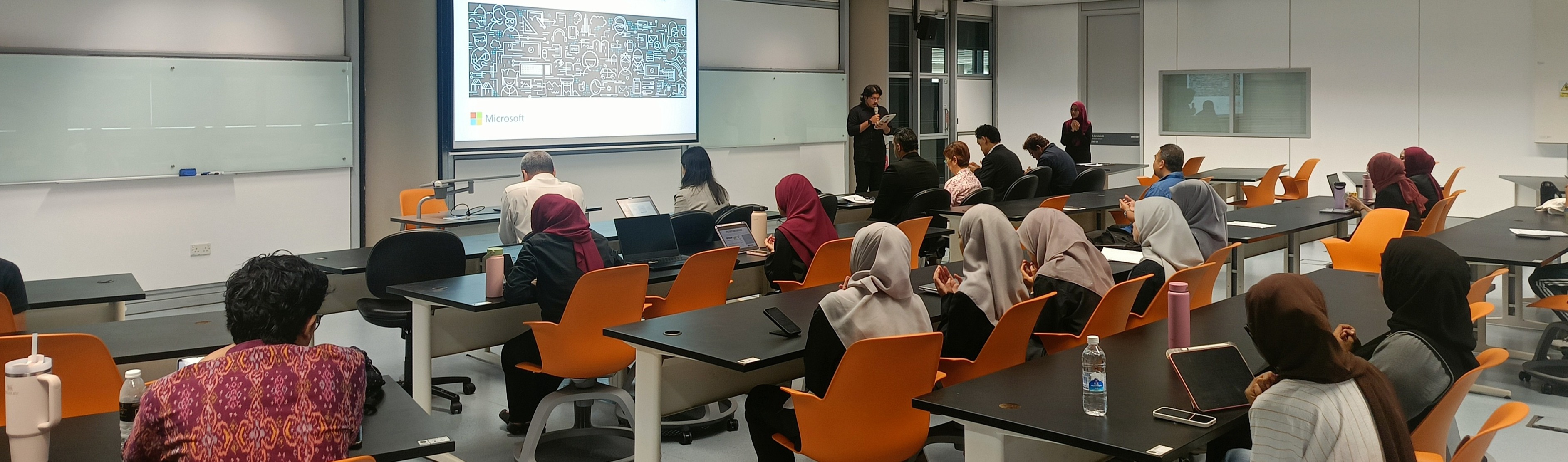 Team Signity demonstrating their winning project