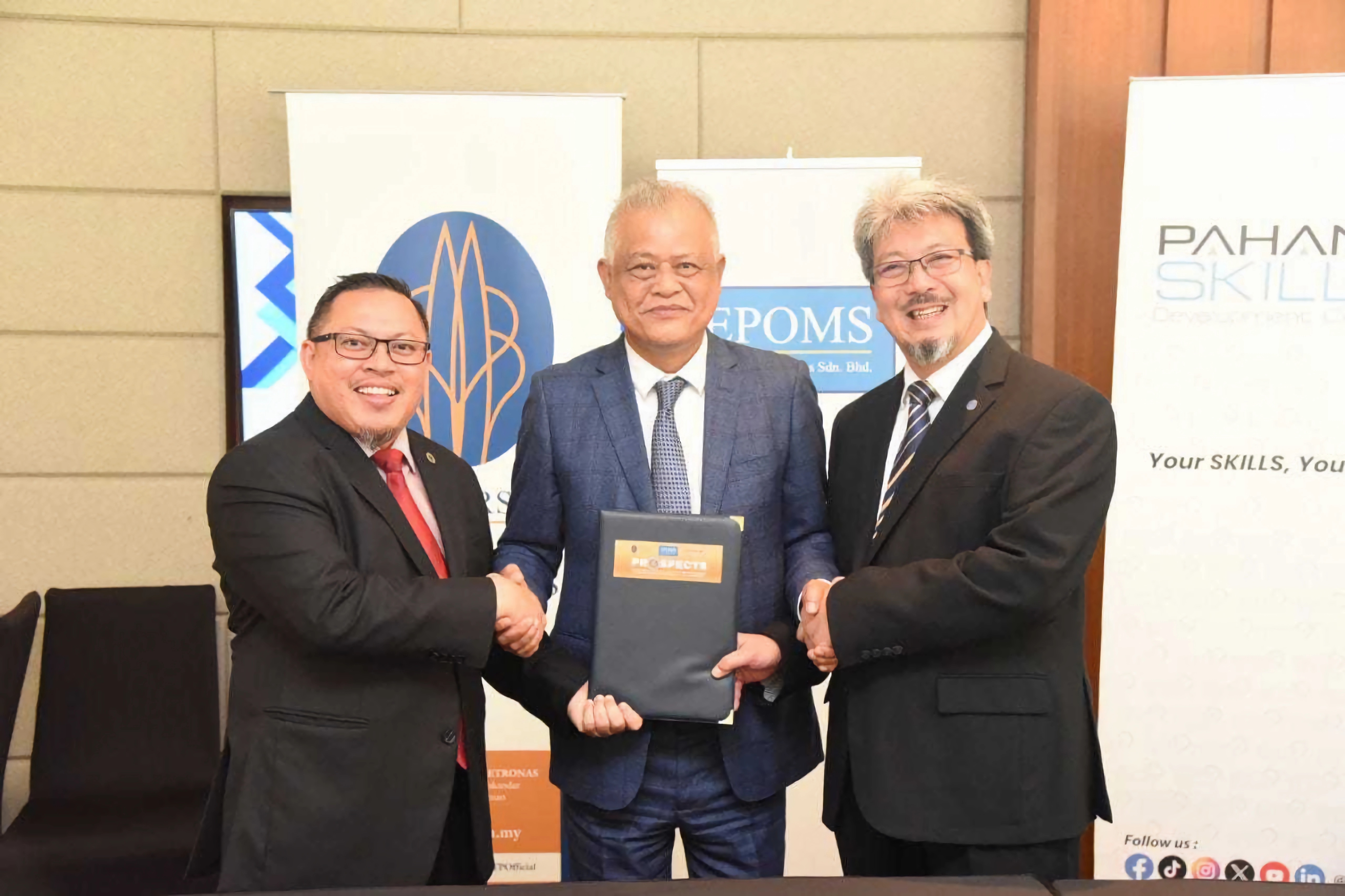 3.  UTP, EPOMS and Pahang Skills MoU_Suhaila Bt Sharaini.jpeg